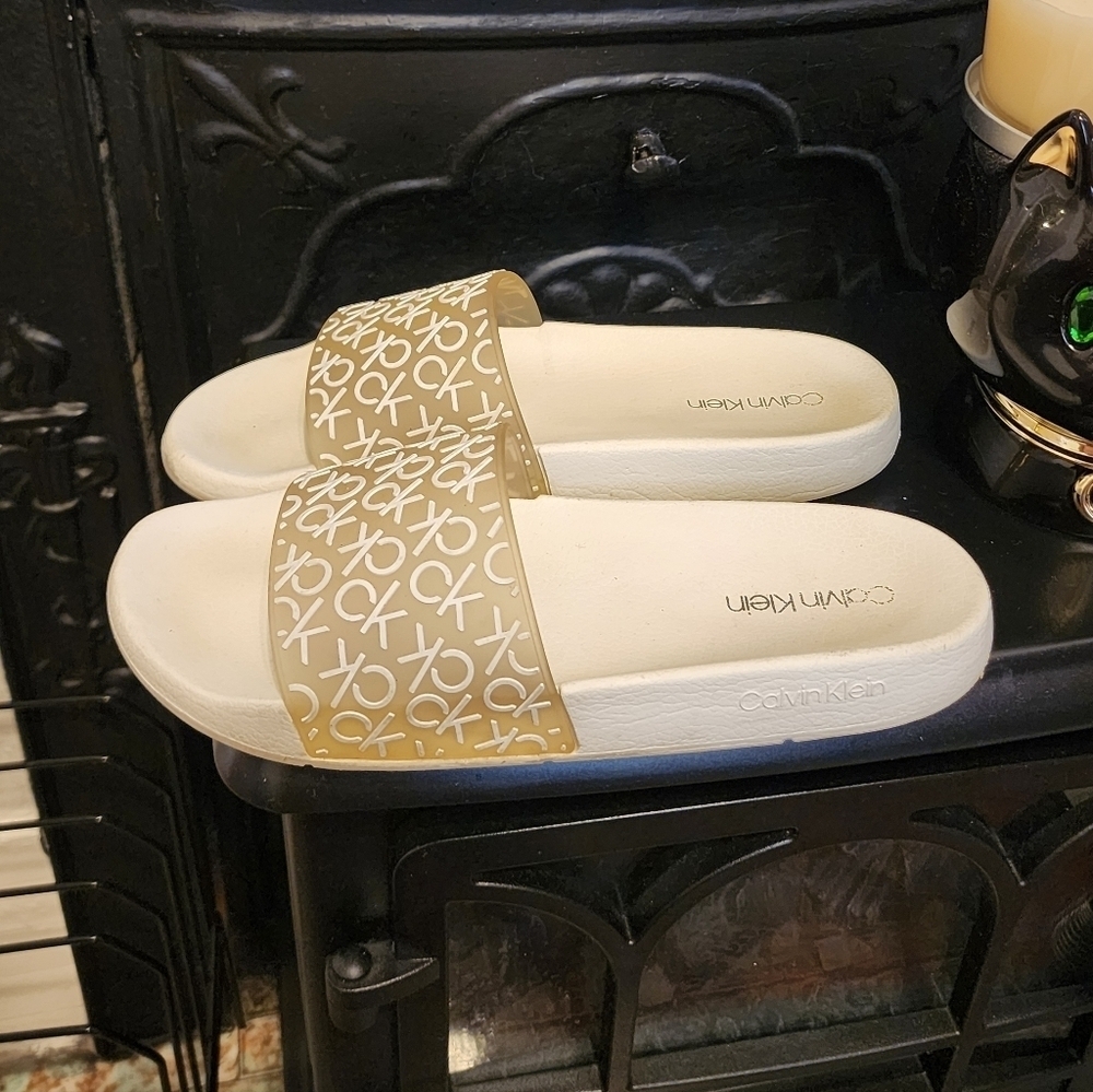 Calvin Klein Beige Logo Slide Sandals CK Monogram Size 11